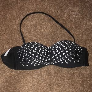 2/15$ SALE Bikini Top Swim Suit